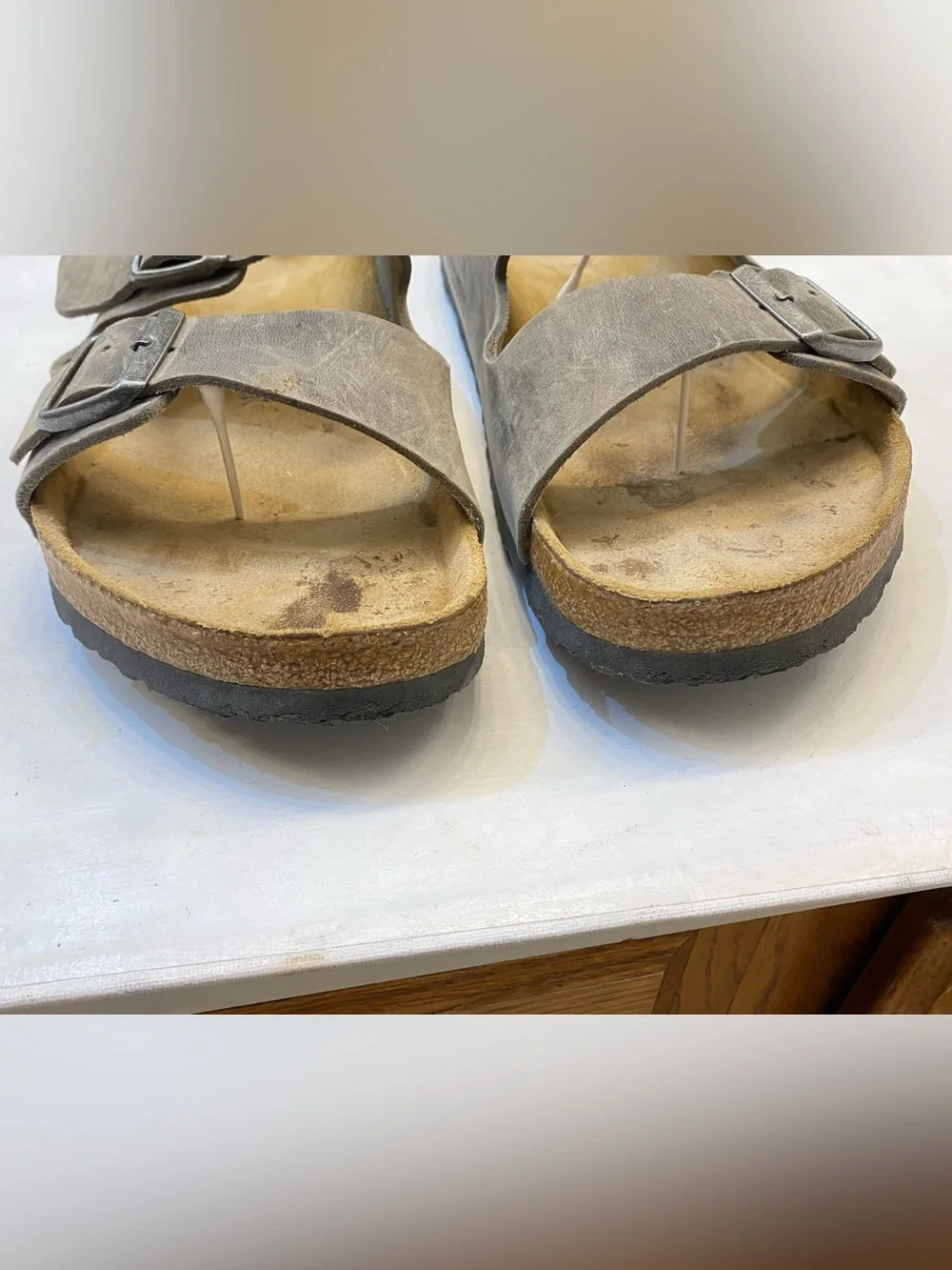 Birkenstock Arizona Sandals Size 42, Women Size 11, Men’s Size 9 great condition